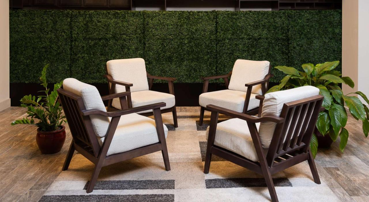 Hotel At The Colonnade - A Doubletree By Hilton 4*