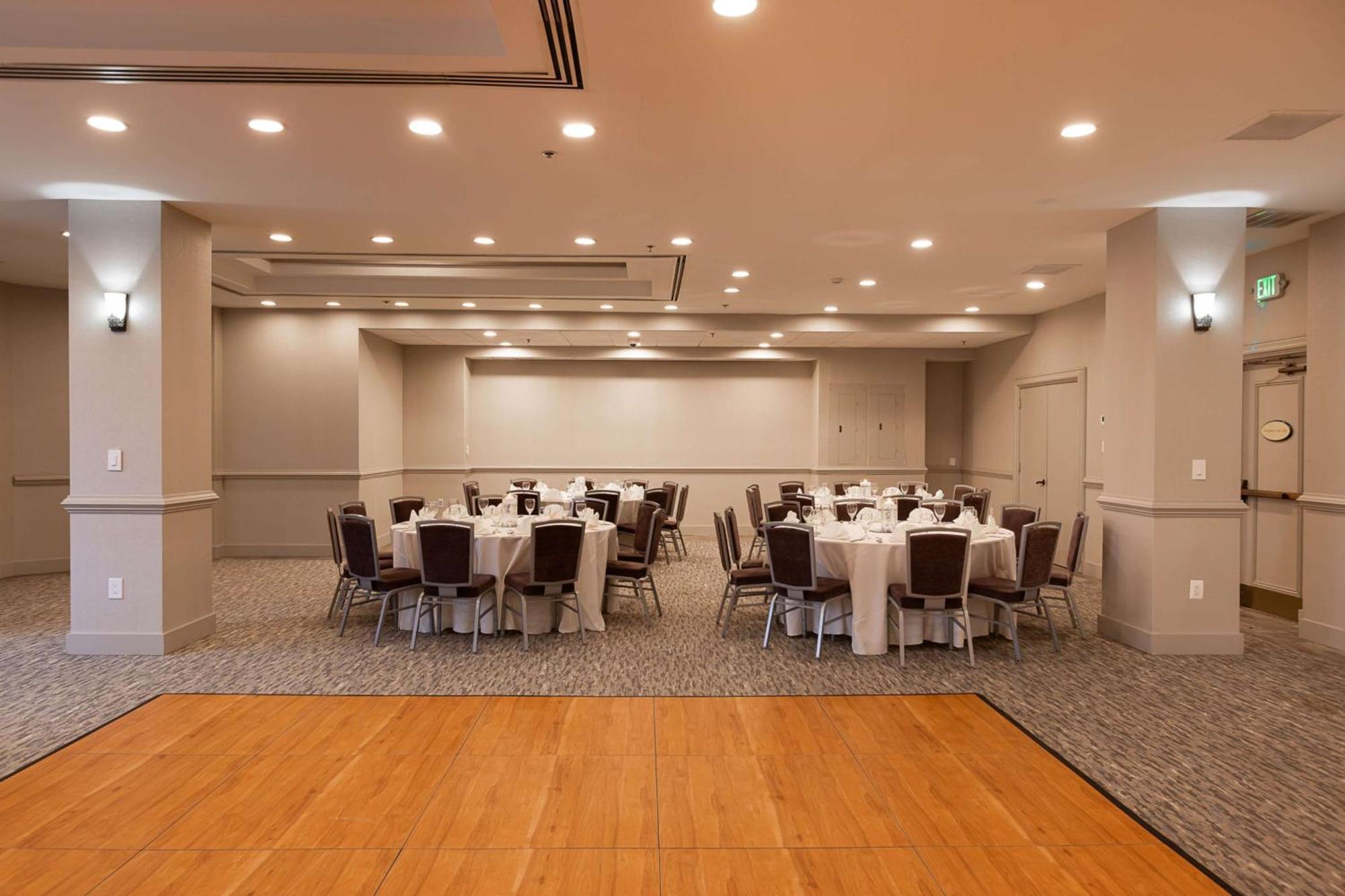 Hotel At The Colonnade - A Doubletree By Hilton Baltimore