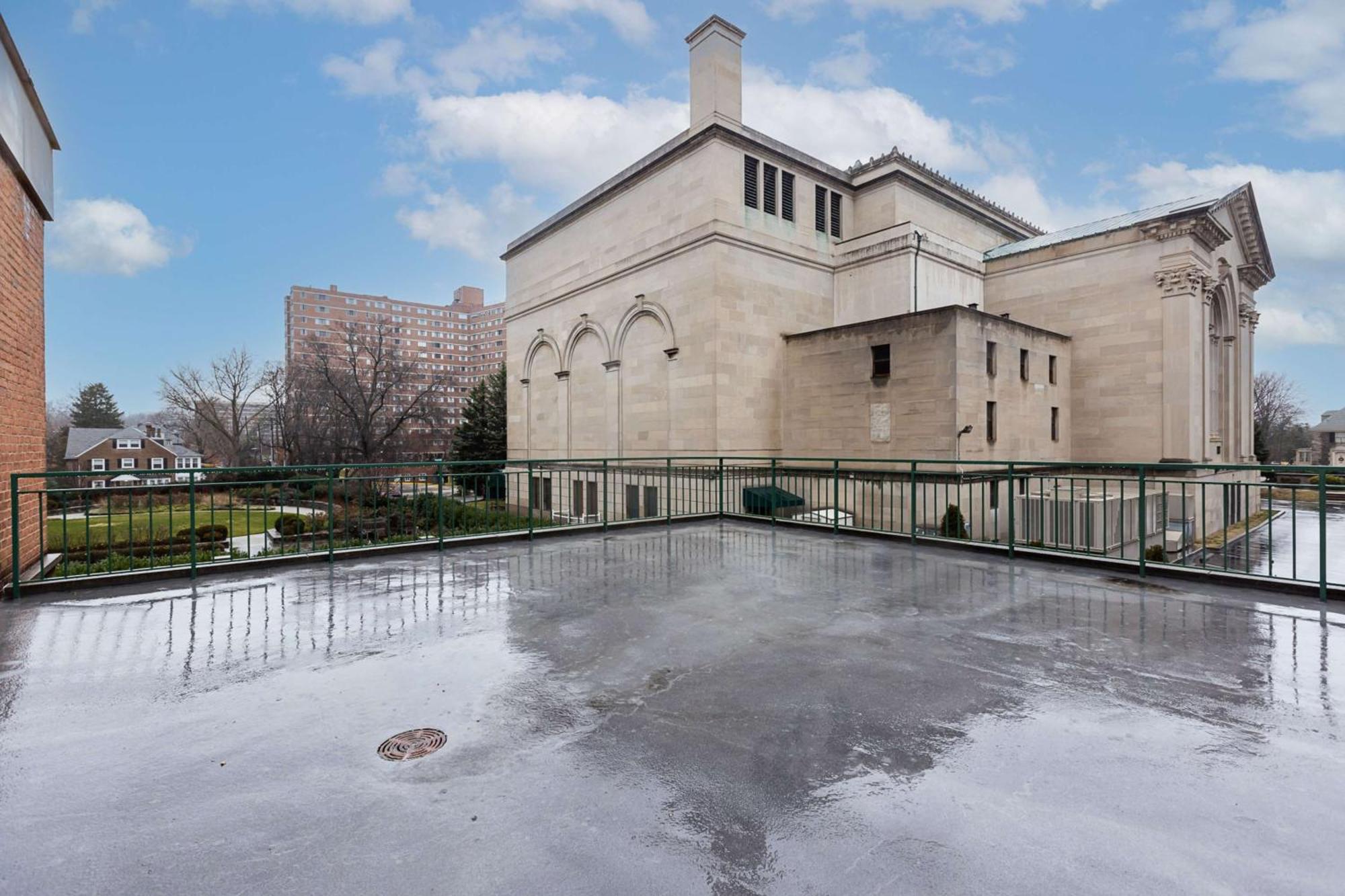 At The Colonnade - A Doubletree By Hilton 4*