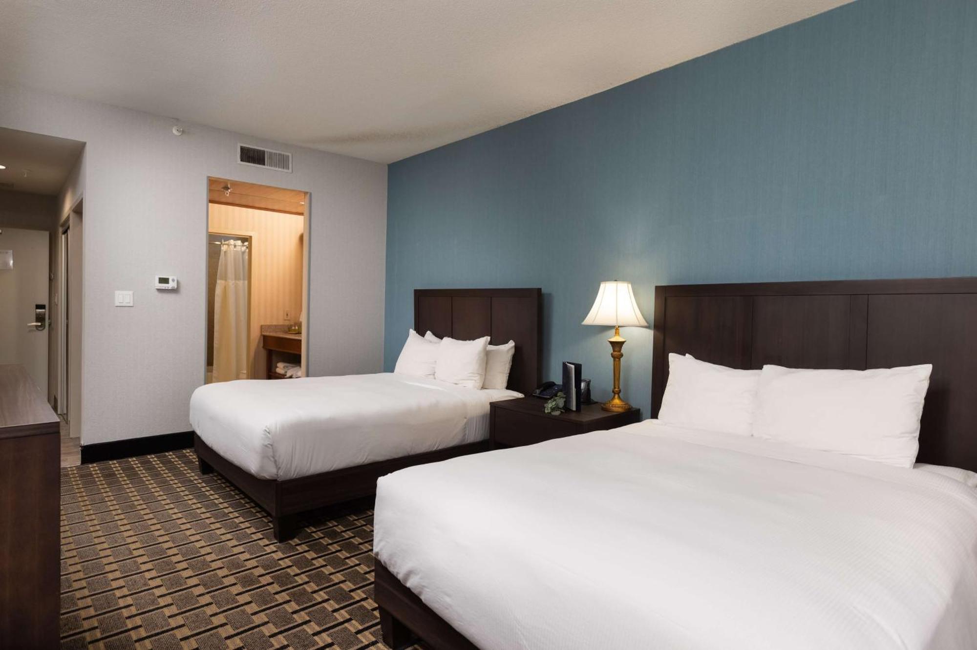 At The Colonnade - A Doubletree By Hilton 4* Baltimore